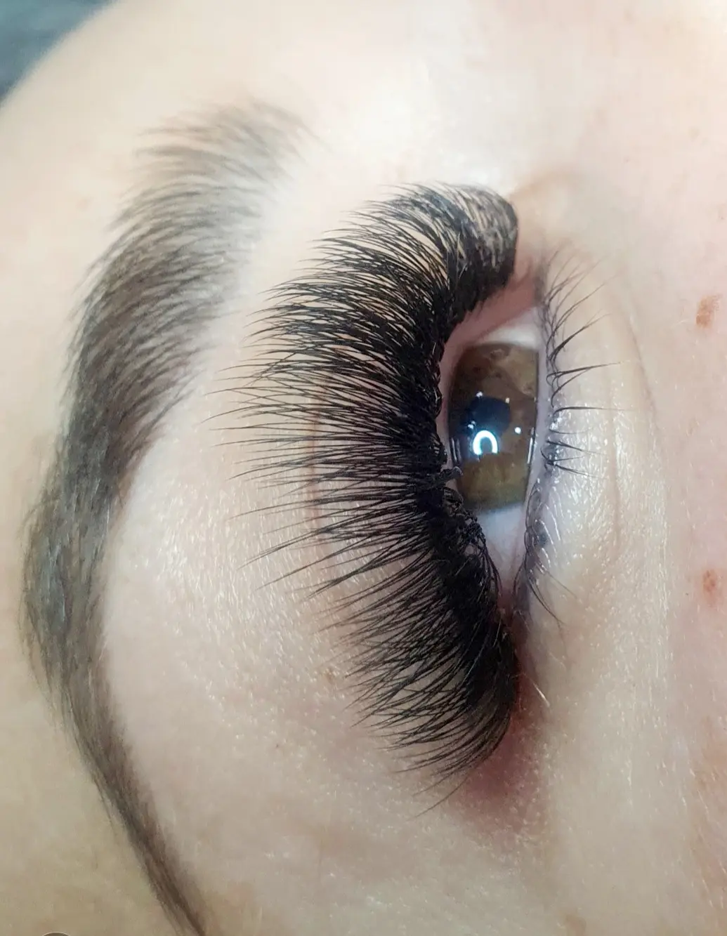 Lifting y extensiones de pestañas